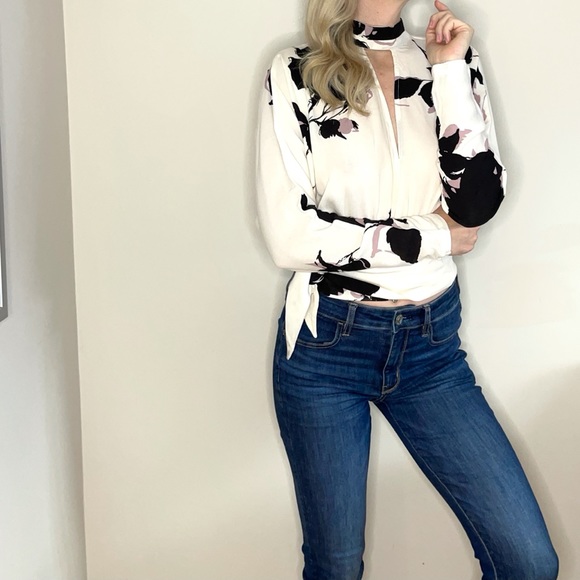 Free People floral blouse size xs- fits like s/m - Picture 4 of 8